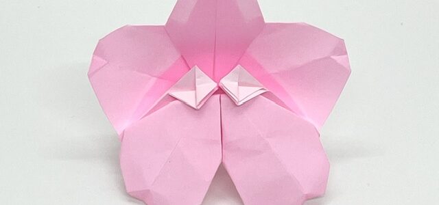 桜の花を創作しました！